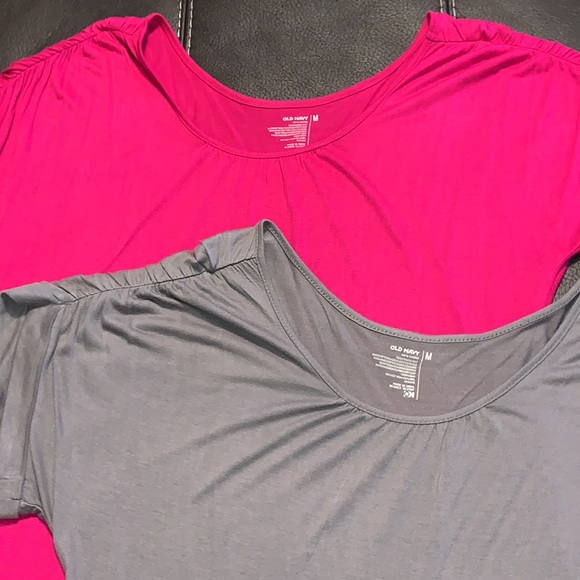 2 Shirts Old Navy Medium NWT 10/12 - Picture 2 of 7